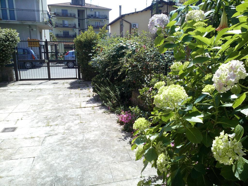B&B A Casa Di Nonna Fondi Exterior foto